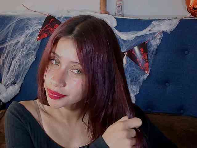 Sofiia-Tay webcam