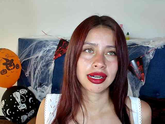 Sofiia-Tay webcam