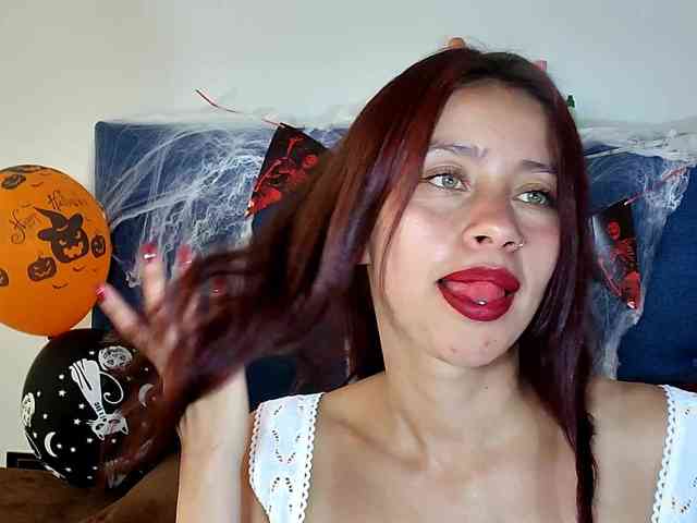 Sofiia-Tay webcam