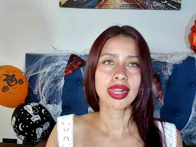 Sofiia-Tay webcam