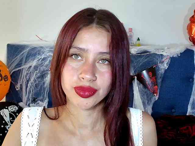 Sofiia-Tay webcam