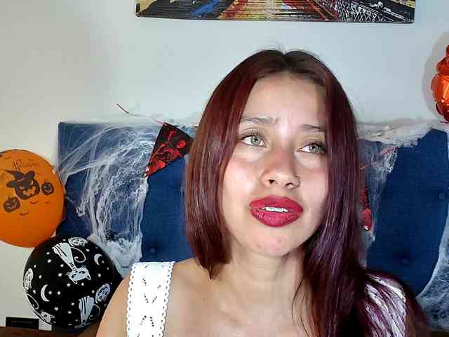 Sofiia-Tay webcam