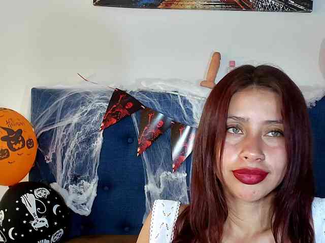 Sofiia-Tay webcam