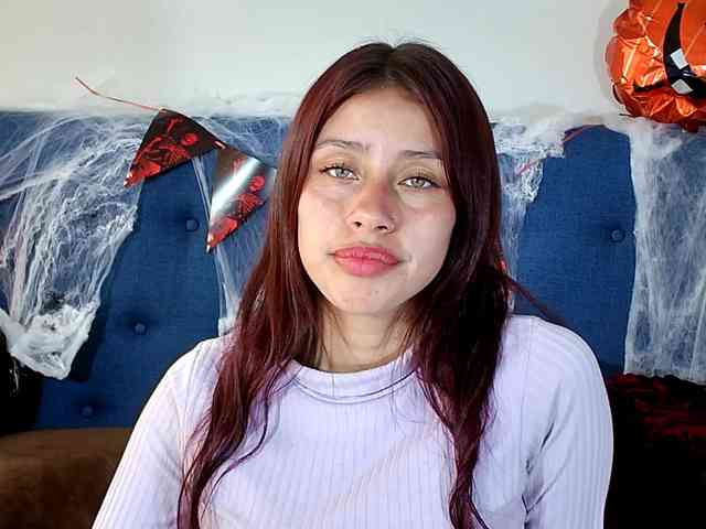 Sofiia-Tay webcam