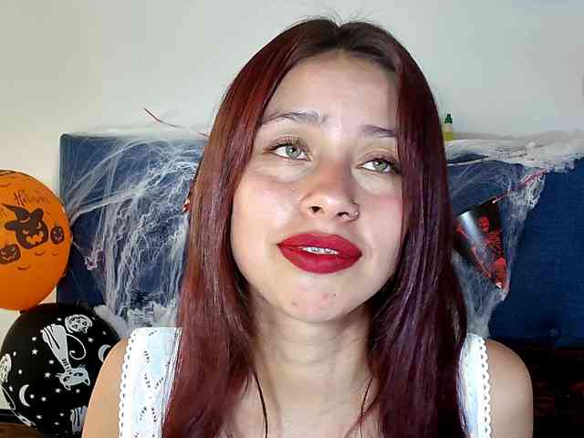 Sofiia-Tay webcam