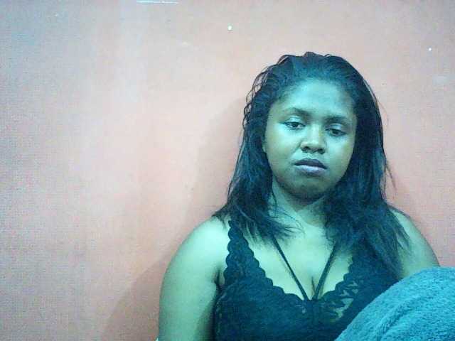 Balanchega, une amatrice française avec qui discuter et avoir du sexe