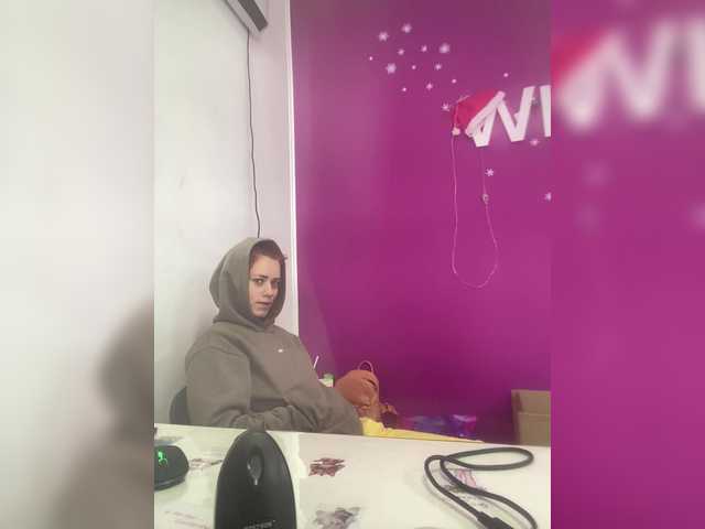 12Nimfa12's BongaCams show and profile