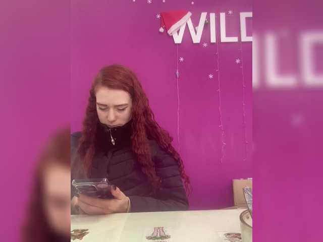 12Nimfa12's BongaCams show and profile