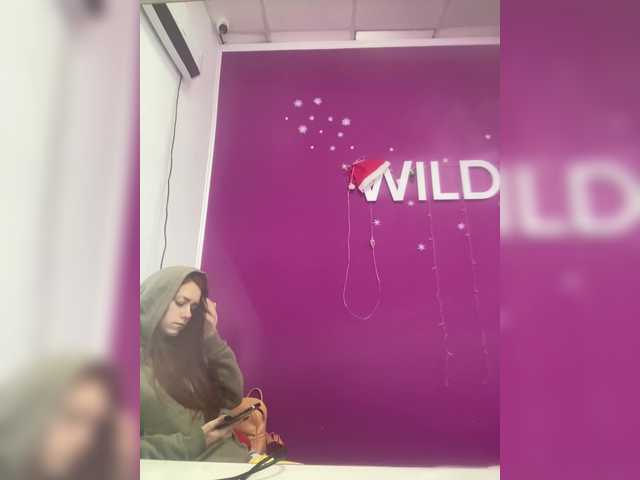 12Nimfa12's BongaCams show and profile