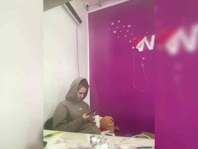 12Nimfa12 Live Webcam on BongaCams