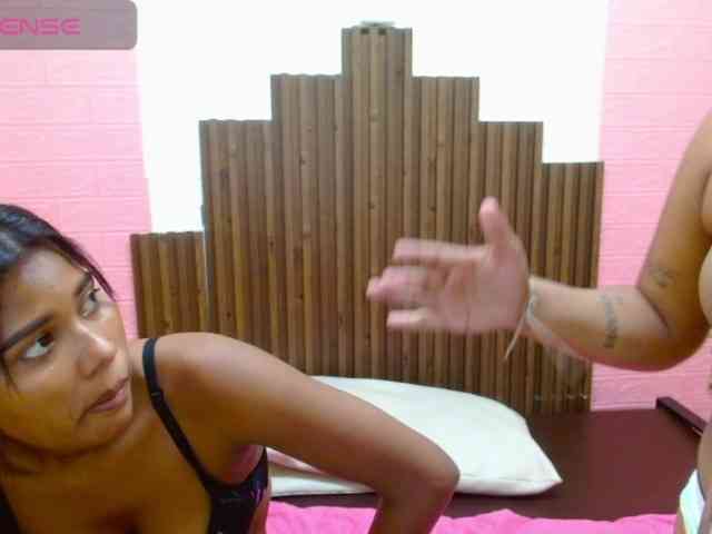 Lulu-Ashley-Tatiana webcam