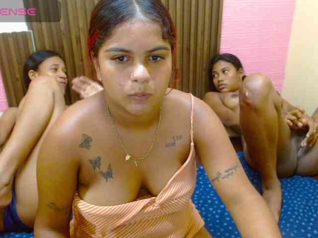 Lulu-Ashley-Tatiana webcam