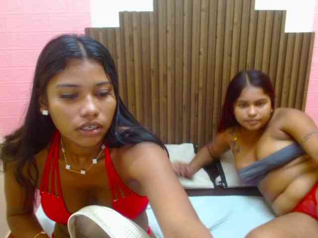 Lulu-Ashley-Tatiana webcam