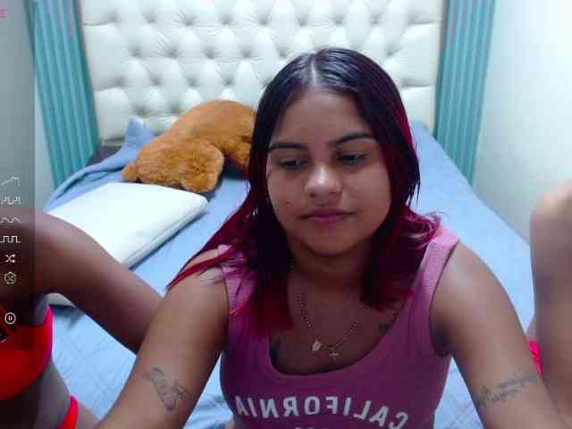 Lulu-Ashley-Tatiana webcam