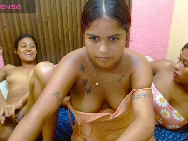 Lulu-Ashley-Tatiana webcam