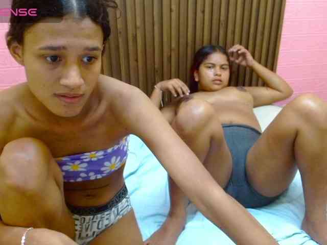 Lulu-Ashley-Tatiana webcam
