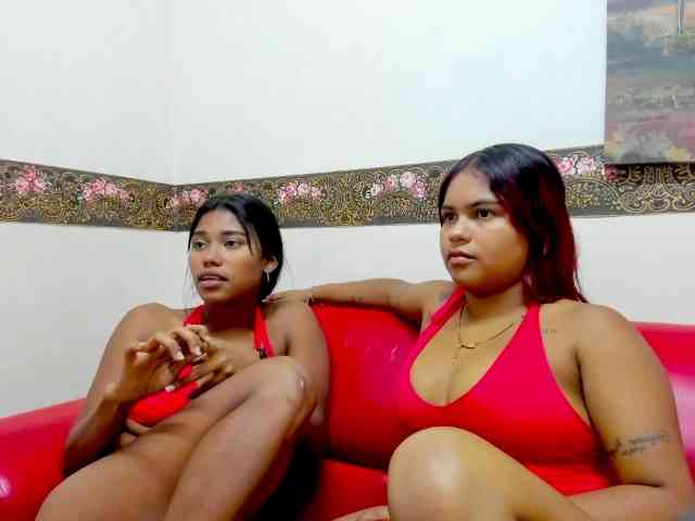Lulu-Ashley-Tatiana webcam