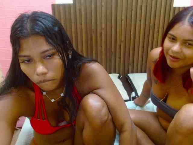 Lulu-Ashley-Tatiana webcam