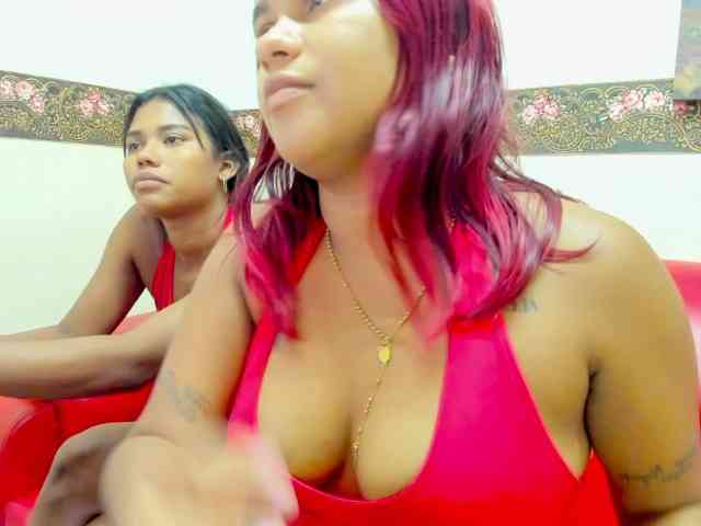 Lulu-Ashley-Tatiana webcam
