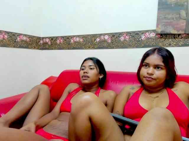 Lulu-Ashley-Tatiana webcam