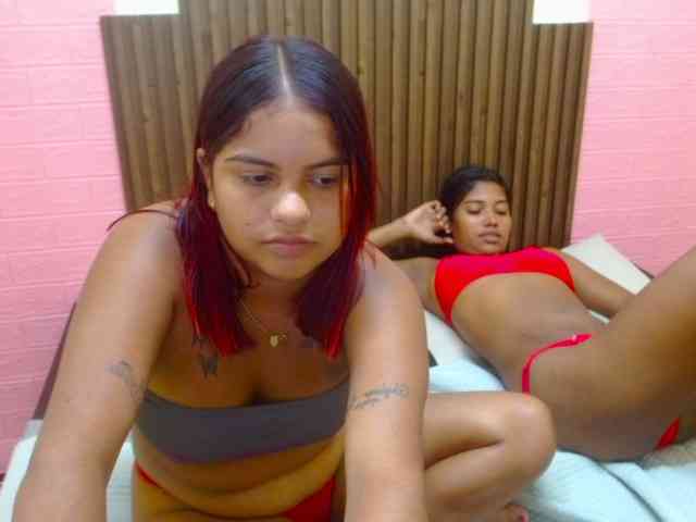 Lulu-Ashley-Tatiana webcam