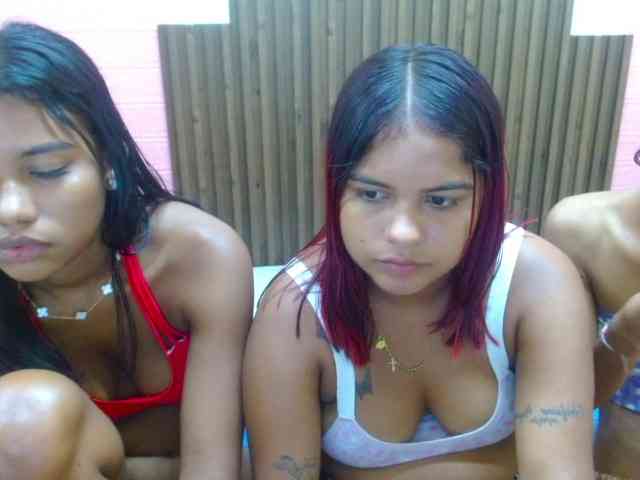 Lulu-Ashley-Tatiana webcam