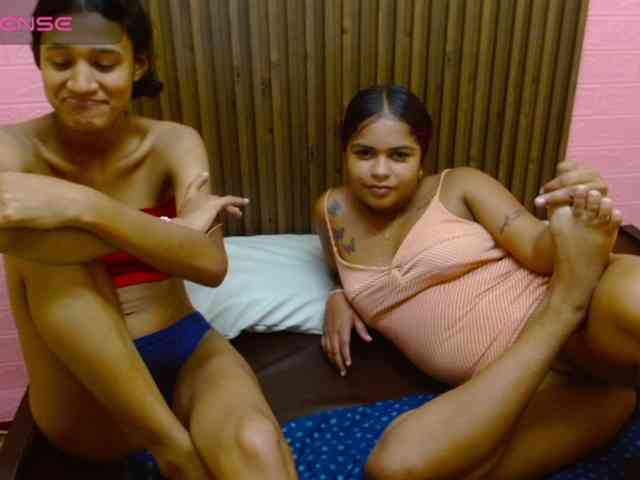 Lulu-Ashley-Tatiana webcam