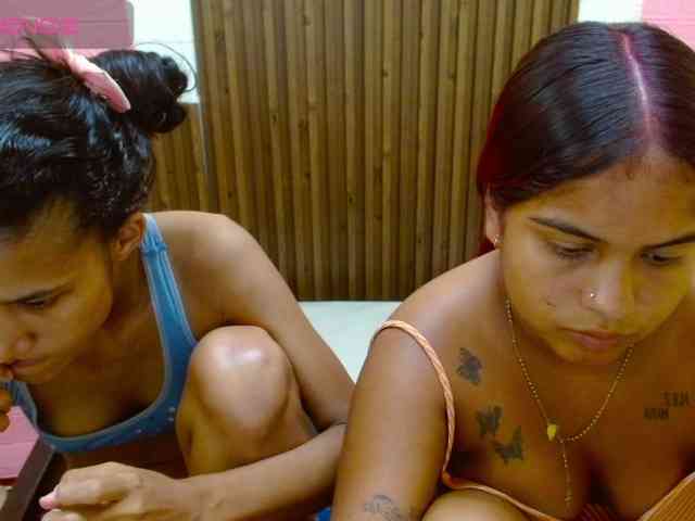 Lulu-Ashley-Tatiana webcam