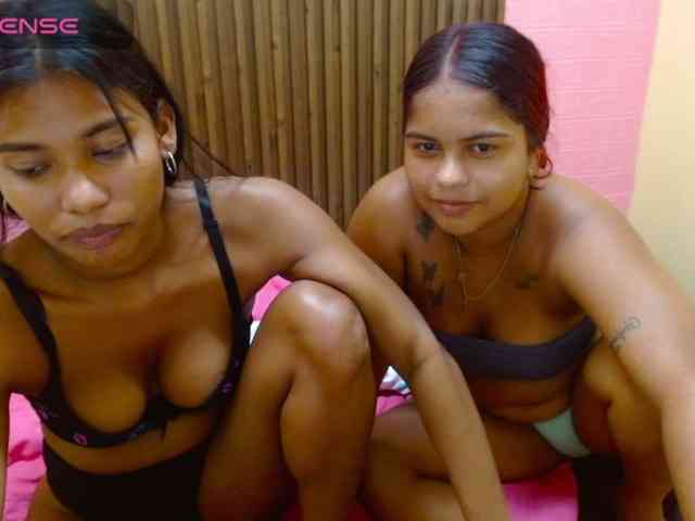 Lulu-Ashley-Tatiana webcam