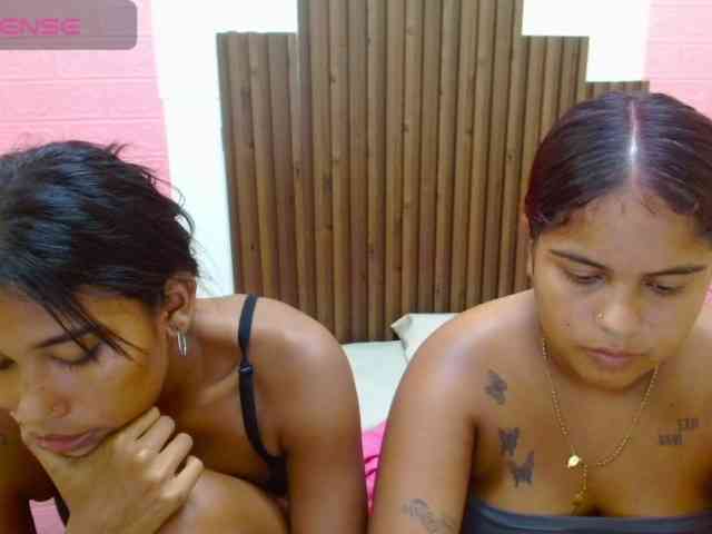 Lulu-Ashley-Tatiana webcam