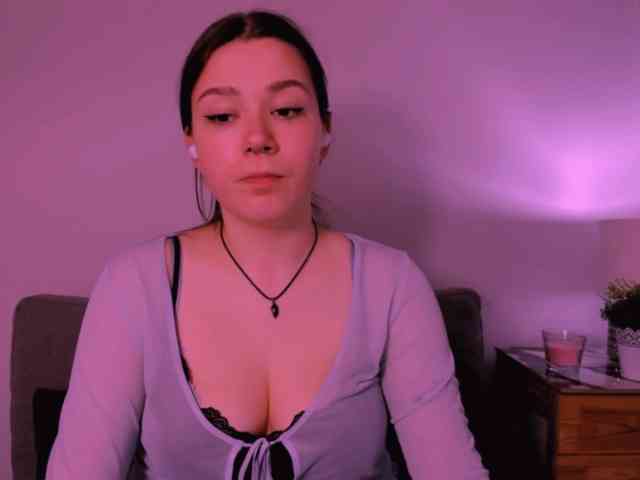 KatyTasty Live Webcam on BongaCams
