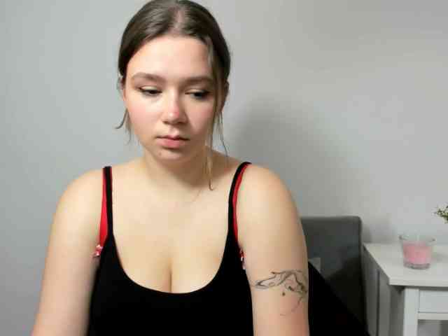KatyTasty Live Webcam on BongaCams