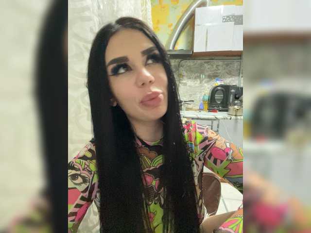 Liysan11's BongaCams show and profile