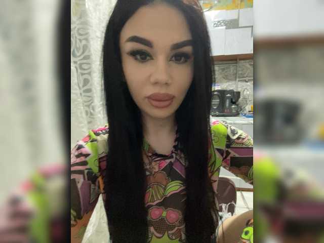 Liysan11's BongaCams show and profile