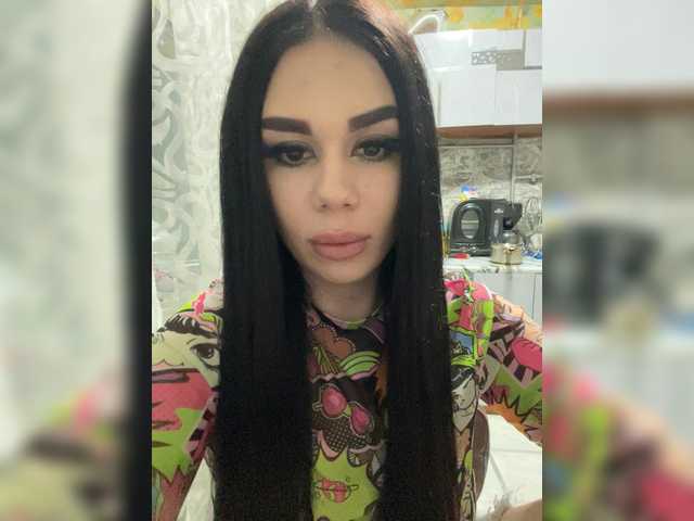 Liysan11's BongaCams show and profile