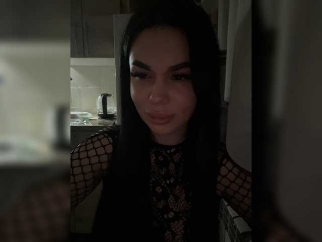 Liysan11's BongaCams show and profile