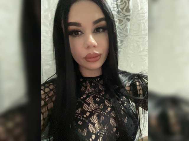 Liysan11's BongaCams show and profile