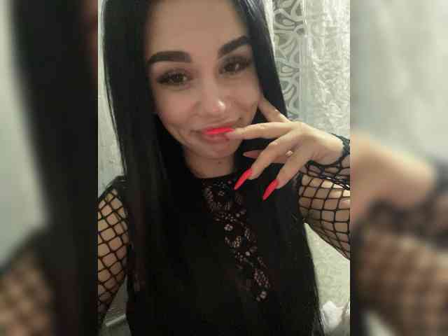 Liysan11 Live Webcam on BongaCams