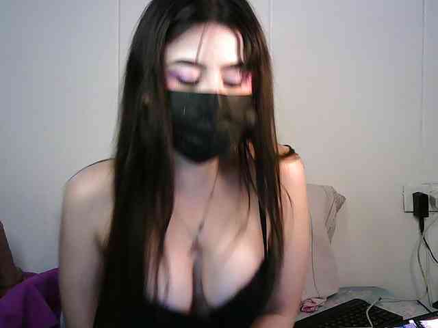 ElenaV5 Live Webcam on BongaCams