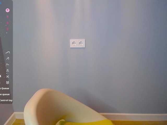 Bubbblegum's BongaCams show and profile