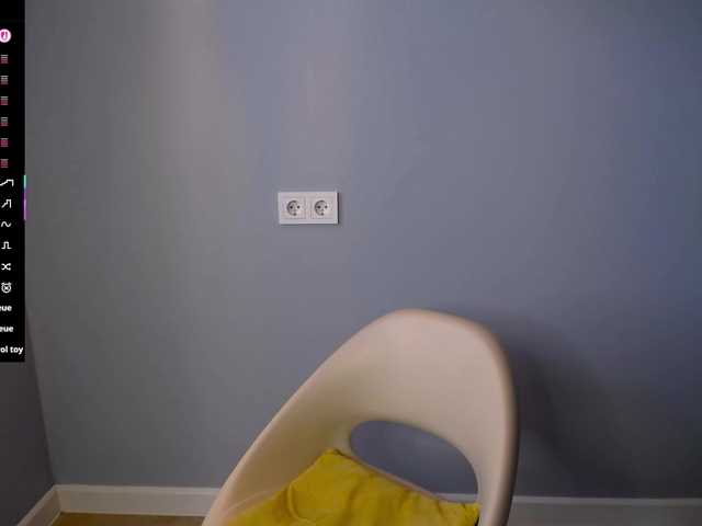 Bubbblegum's BongaCams show and profile