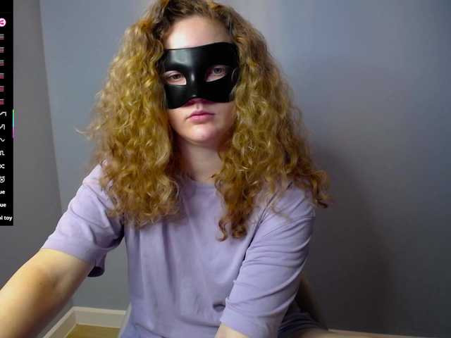 Bubbblegum's BongaCams show and profile