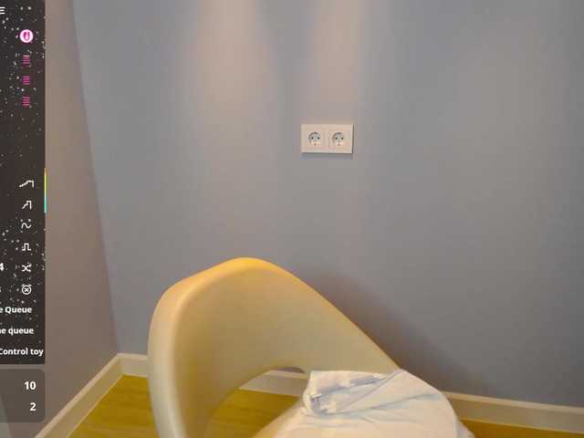 Bubbblegum's BongaCams show and profile