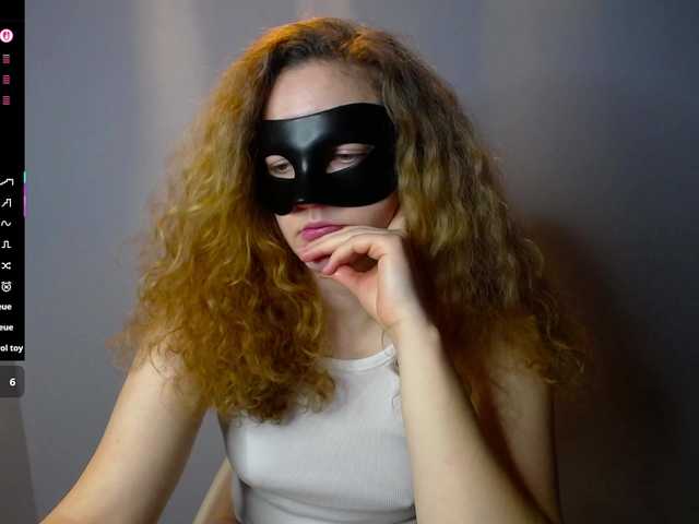 Bubbblegum's BongaCams show and profile