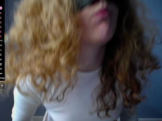 Bubbblegum's BongaCams show and profile