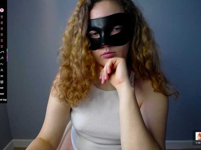 Bubbblegum's BongaCams show and profile