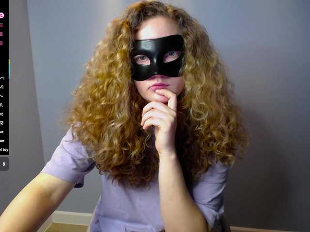 Bubbblegum's BongaCams show and profile