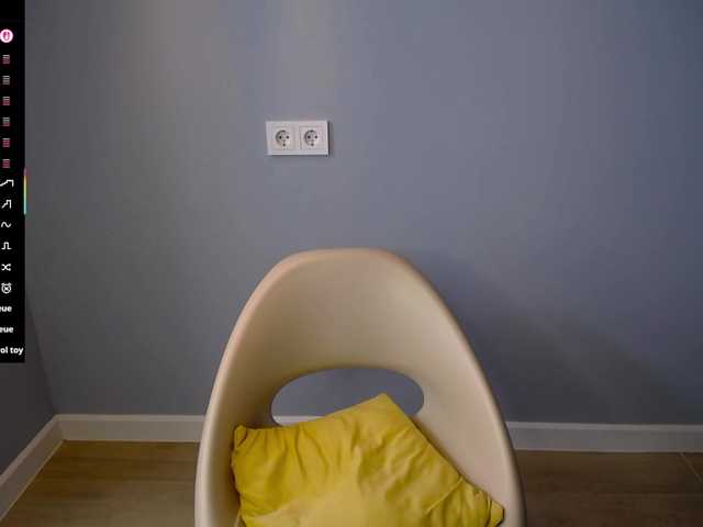 Bubbblegum's BongaCams show and profile