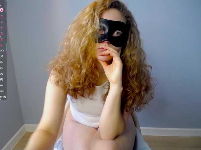 Bubbblegum's BongaCams show and profile