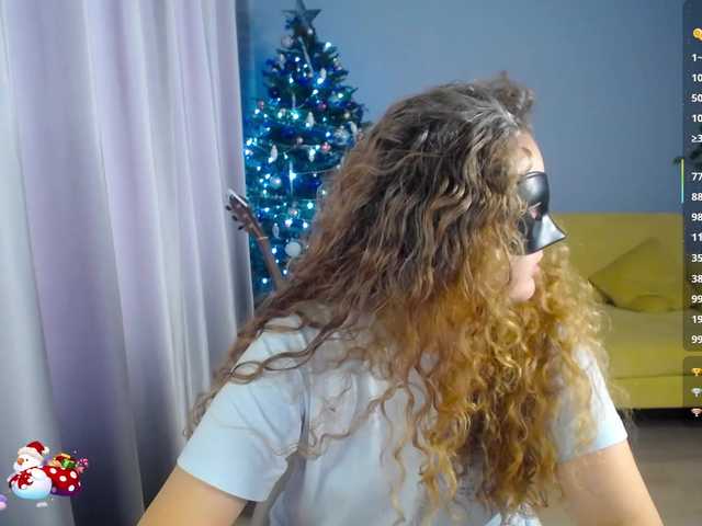 Bubbblegum's BongaCams show and profile